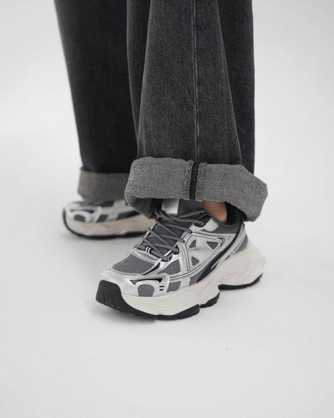 Sneakers Silver Wave